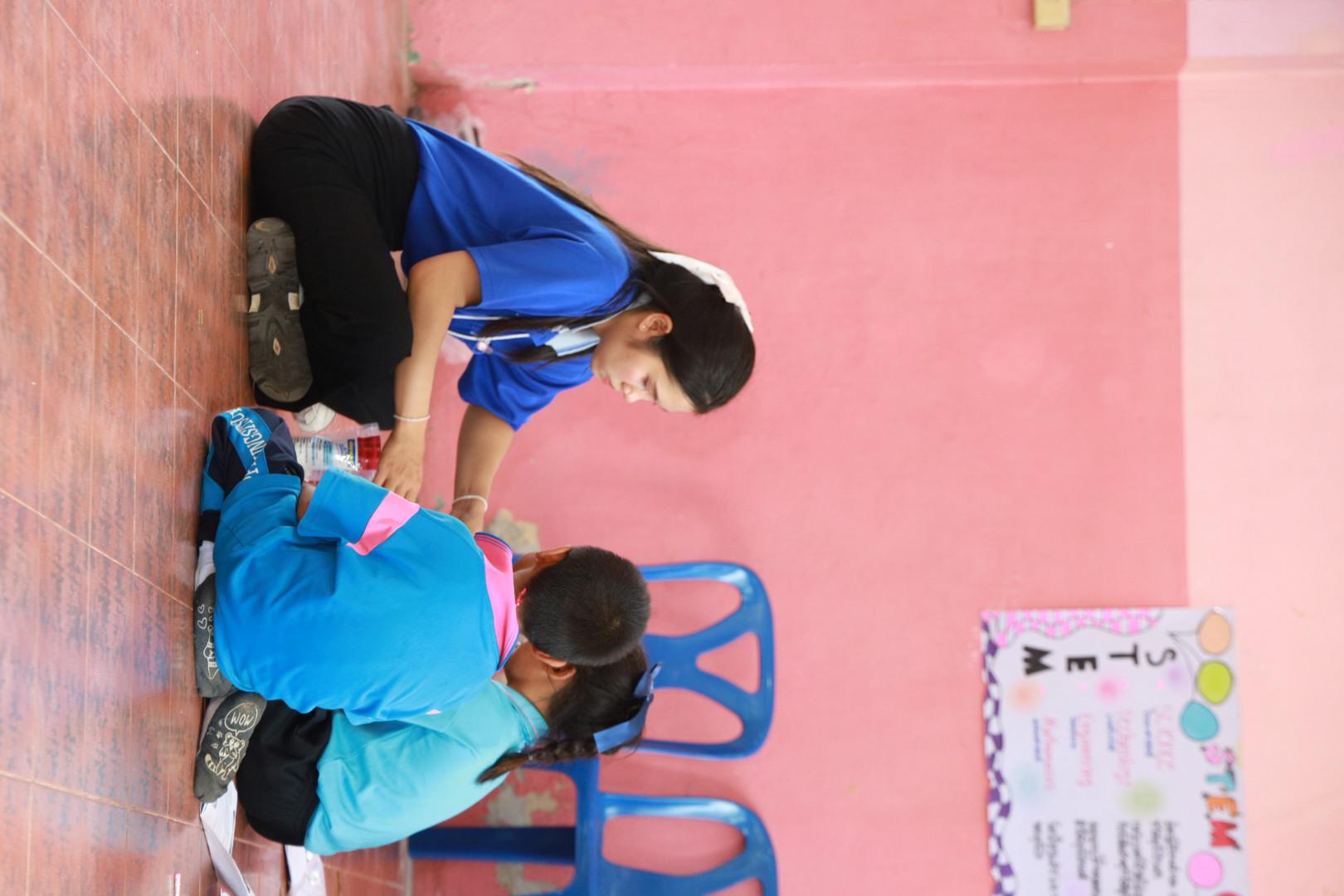 290. วันที่ 27 มกราคม 2569 โปรแกรมวิชาวิทยาศาสตร์ทั่วไป ได้จัดค่ายสเต็มศึกษาให้กับนักเรียนชั้นประถมศึกษาปีที่1-6 ณ โรงเรียนอนุบาลคลองขลุง จ.กำแพงเพชร